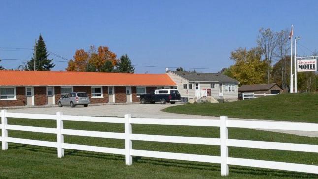 Springmount Motel Owen Sound Εξωτερικό φωτογραφία