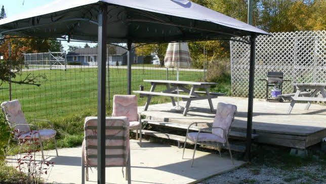 Springmount Motel Owen Sound Εξωτερικό φωτογραφία